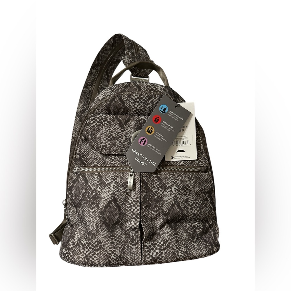 Naples Convertible Backpack brand new gorgeous ⭐️